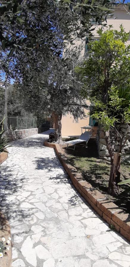 Appartamento Ulivo Finale Ligure Exterior photo